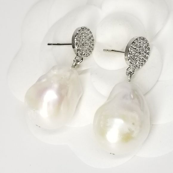 NWT Natural Freshwater Baroque White Pearls NEW - Picture 7 of 8